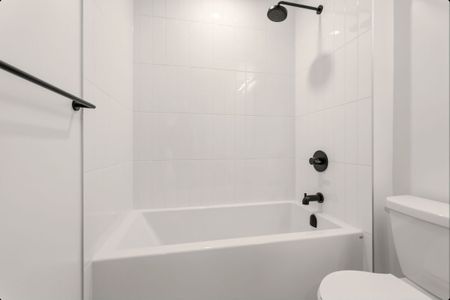 For Lease - 2495 Eglinton Avenue Unit# 906, Mississauga, Ontario - Photo 5