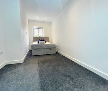 Kingsley Road, Hounslow East - Photo 4