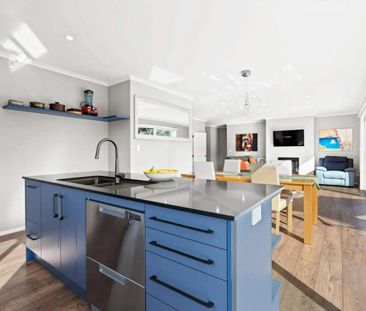 Your dream home awaits - Photo 1