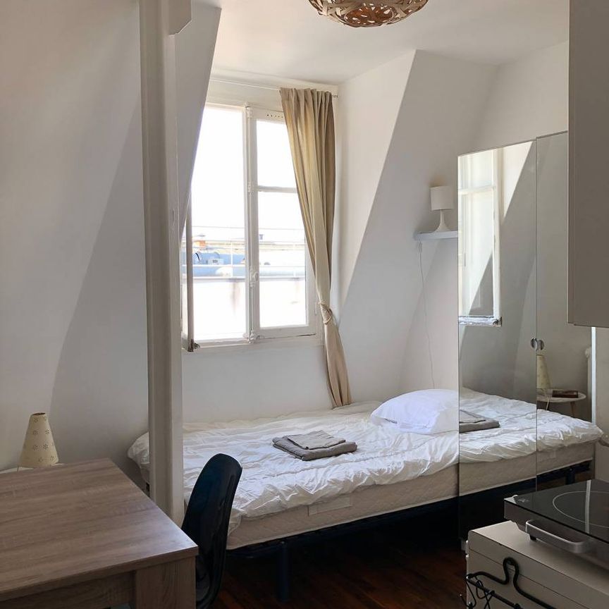 Logement à Paris, Location meublée - Studio T1 - Invalides (PA-4814) - Photo 1