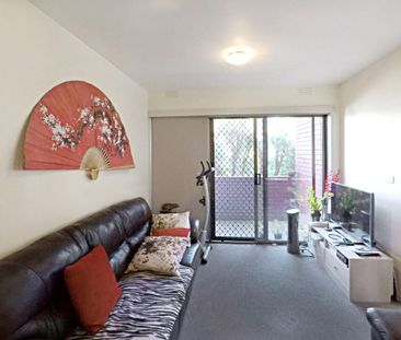 Easy-Care Living in a Boutique Box Hill North Setting - Photo 1