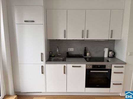 Lichtdurchflutete 2 Zimmerwohnung mit mehr als 35m² Freifläche bei U3-Kendlerstraße - Photo 3