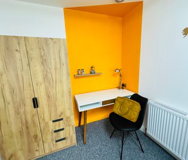 Luxury Rooms in Northeast Bristol - Shared Room 6 - Photo 6