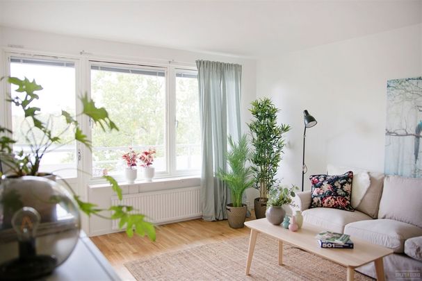 Svedjevägen 11, Södertälje - Foto 1