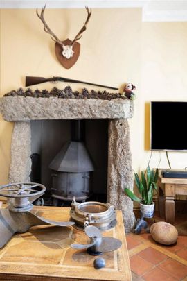 4 bedroom detached house to rent - Photo 1