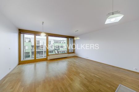 Pronájem bytu 3+kk 86 m², Břežánecká 758, Praha - Fotografie 2