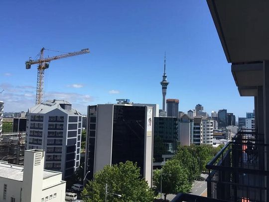 Modern Central 1BR with Balcony - Photo 1