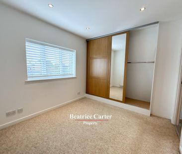 4 bedroom semi-detached house to rent - Photo 5