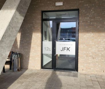 Prachtige assistentiewoning van 74m² met zonnig terras en gemeensch... - Foto 1