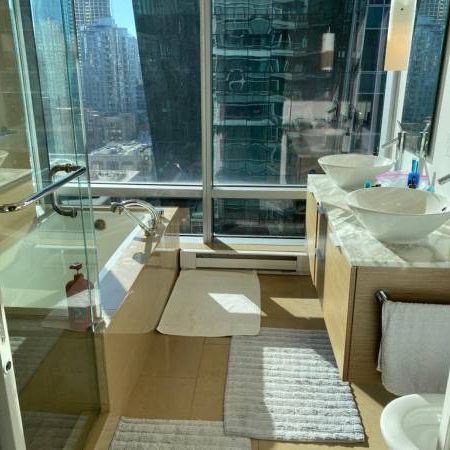 Shangri La 2 brd 2 bath Furnished corner unit - Photo 4