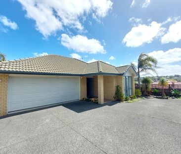 Brick and Tile Family Home - Photo 6
