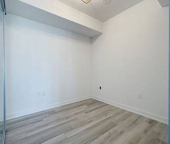 3 Bedroom, 2 Bathroom - Artist's Alley Condos - Photo 4