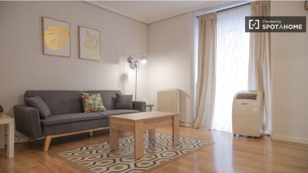 Calle de San Cosme y San Damián, Madrid, Community of Madrid 28012 - Photo 3