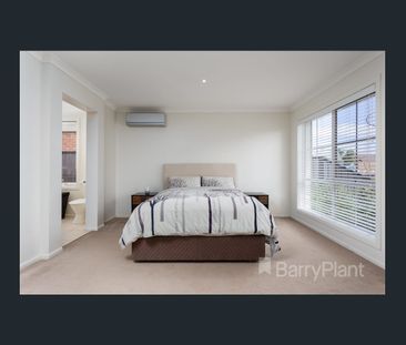 Spacious Family Living in Central Location - Photo 2