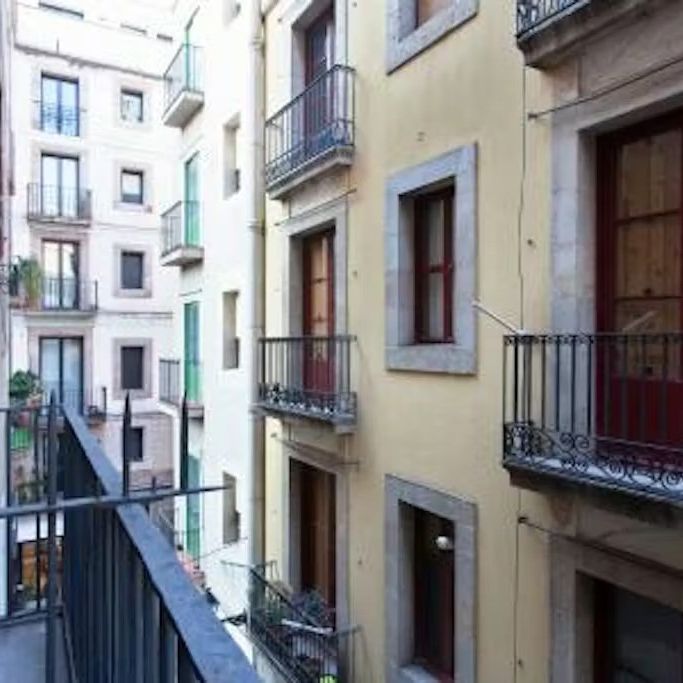 Plaça de les Olles, Barcelona, Catalonia 08003 - Photo 1