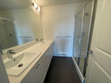 Unit B114 - Beautifully Designed/ Two Bedrooms Plus Den at The Grove - Photo 2