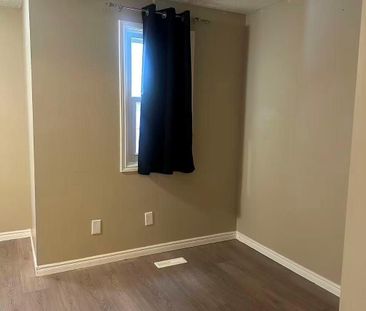 For Lease - 135 Walmer Garden, London North, Ontario - Photo 4