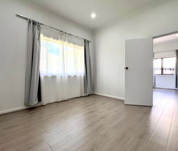 3 Bedroom Home In Great Location - Photo 3