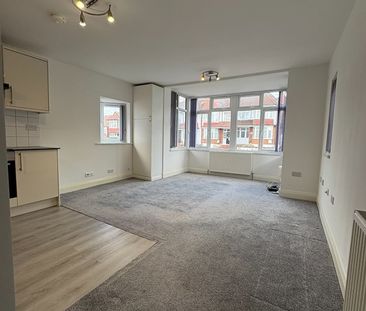 Studio Flat, Park Lane, HA9 - Photo 3
