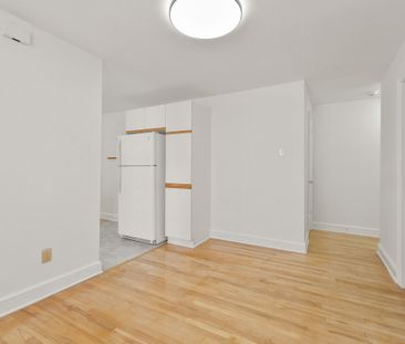 For Lease - 1089 NORTH RIVER Road Unit# 2, Overbrook - Castleheight... - Photo 6