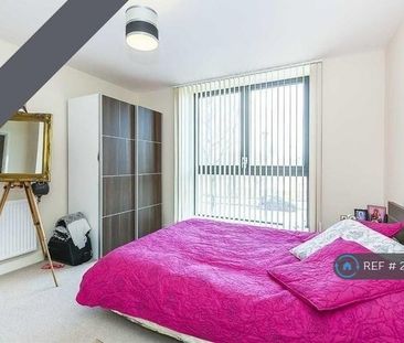2 bedroom flat to rent - Photo 4