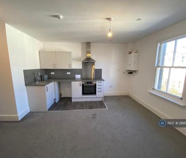 2 bedroom flat to rent - Photo 6