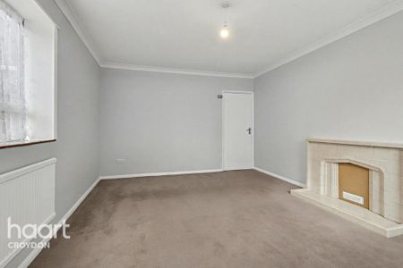3 bedroom detached house to rent - Photo 3