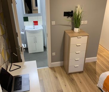 Room in a Shared House, Woodland Road, SE19 - Photo 3