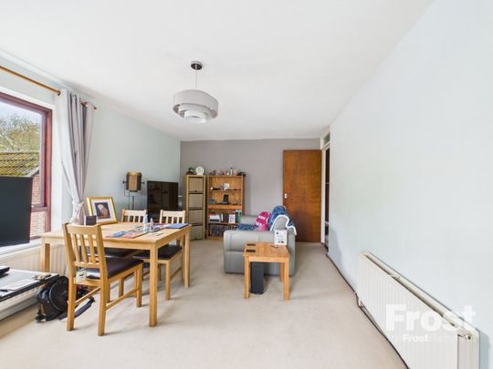 The Oaks, Moormede Crescent, Staines-Upon-Thames,TW18 - Photo 1