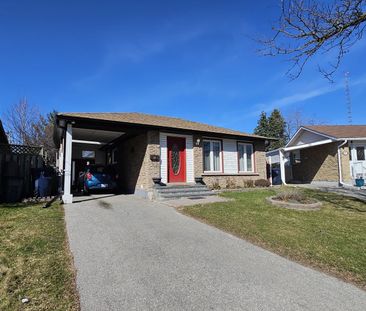 For Lease - 44 Loradeen Crescent Unit# Main, Toronto, Ontario - Photo 1