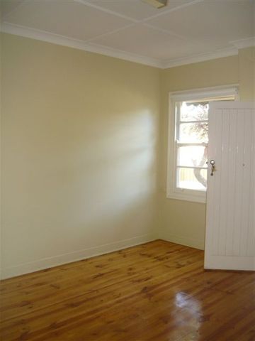 18 Rudall Avenue - Photo 2