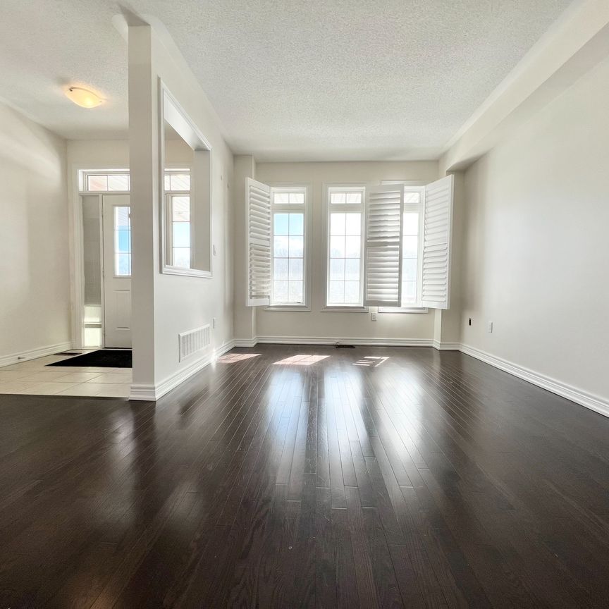 For Lease - 936 Castlemore Avenue, Markham, Ontario - Photo 1