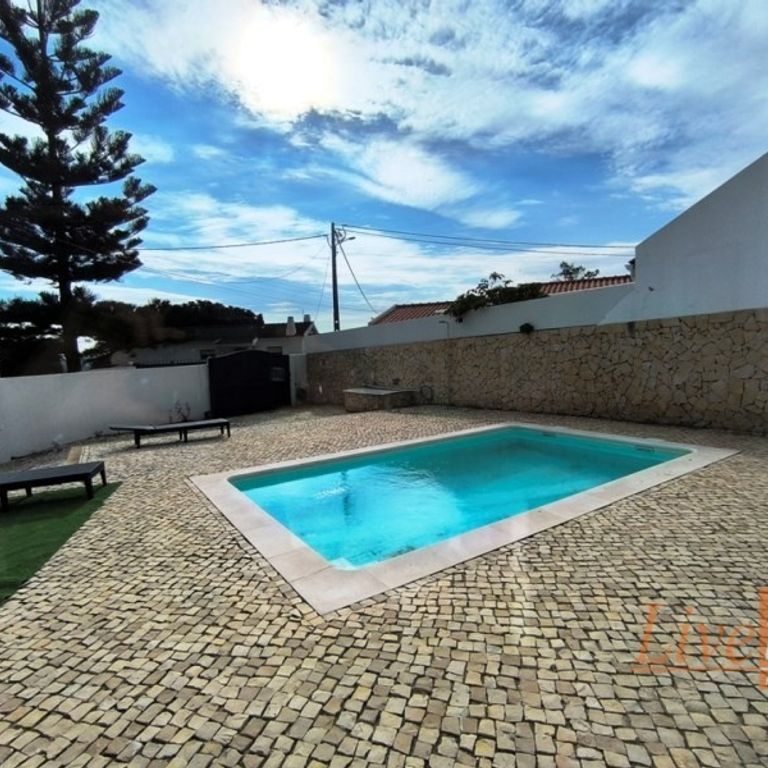 4 bedroom luxury Semidetached House for rent in Ericeira, Mafra, Lisbon - Photo 1