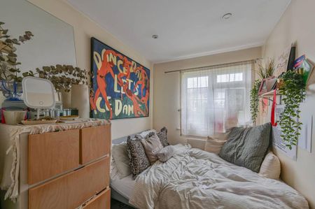 3 bedroom end of terrace house to rent - Photo 5
