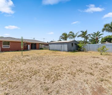 3-Bedroom Beachside Family Home - Photo 6