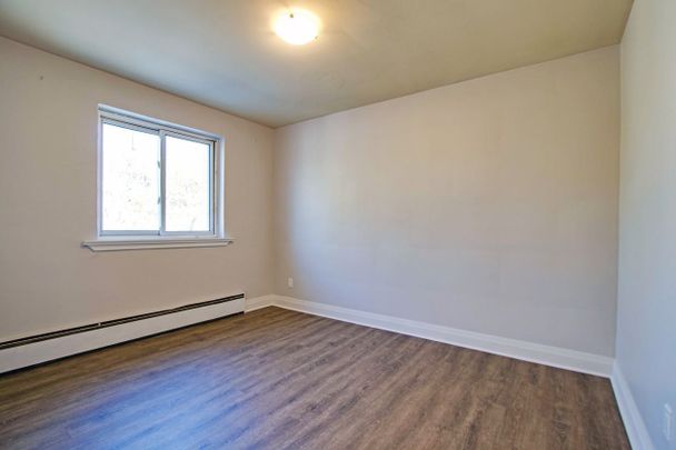 109 Craydon Road apartment — Whitby, ON (2-Bedroom) - 2 Bedroom - Photo 1