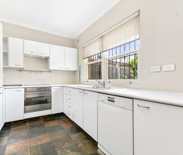 49 Hordern Street, Newtown NSW 2042 - House For Rent | Domain - Photo 3