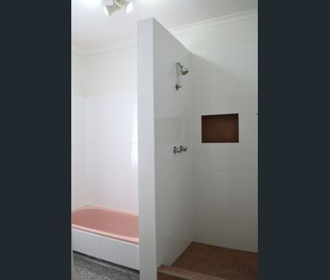 Convenience at your doorstep - Photo 5