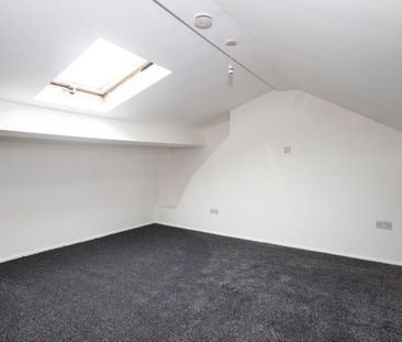 3 bedroom House To Let Total Size: 1246 SQ FT - Photo 5