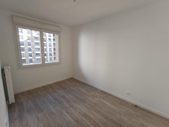 location Appartement T4 DE 78.3m² À BOBIGNY - Photo 1