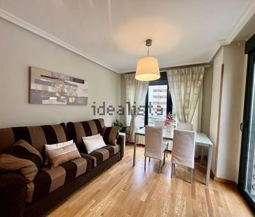 Alquiler de piso en Calle Alfonso III el Magno, 17 - Photo 5