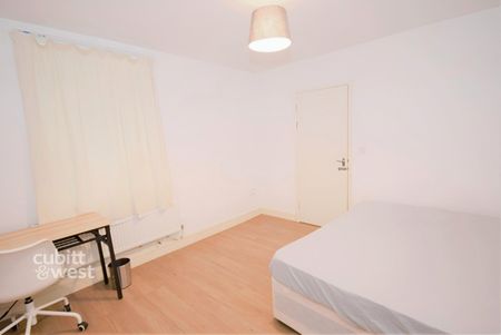 1 bedroom flat share to rent - Photo 3