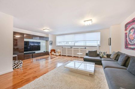 4 bedroom flat to rent - Photo 2