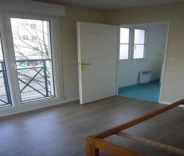 Location Appartement 2 pièces 37m² LILLE 59800 - Photo 2
