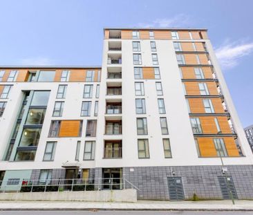 3 bedroom flat to rent - Photo 4
