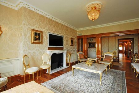 5 bedroom flat to rent - Photo 2