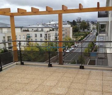 BEAU 3 PIECES AVEC TERRASSE DE 63 M2 - Photo 1