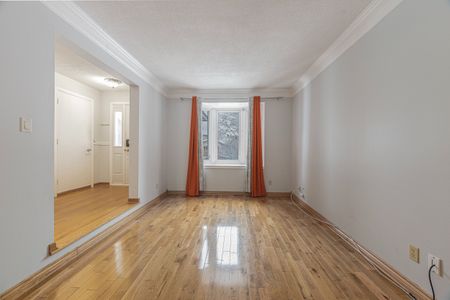 For Lease - 1799 Bromont Way, Orleans - Convent Glen and Area, Ontario - Photo 3