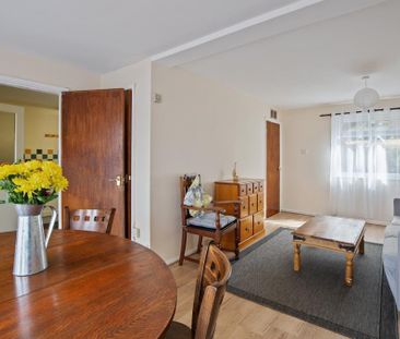 Generous Mid Terrace Family Home, 3 bed to let in Frome - Photo 3