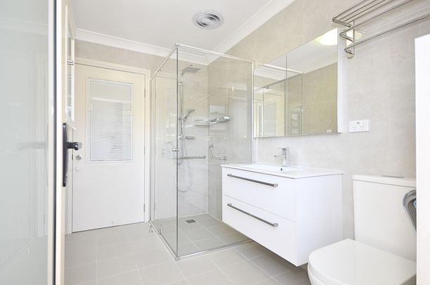 Neat & Clean in a Quiet Location&excl; - Photo 1